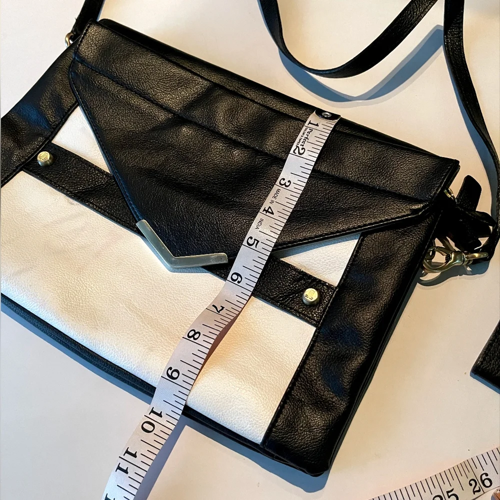 Genuine leather imported heavy quality luxurious bag - Picture 8 of 16